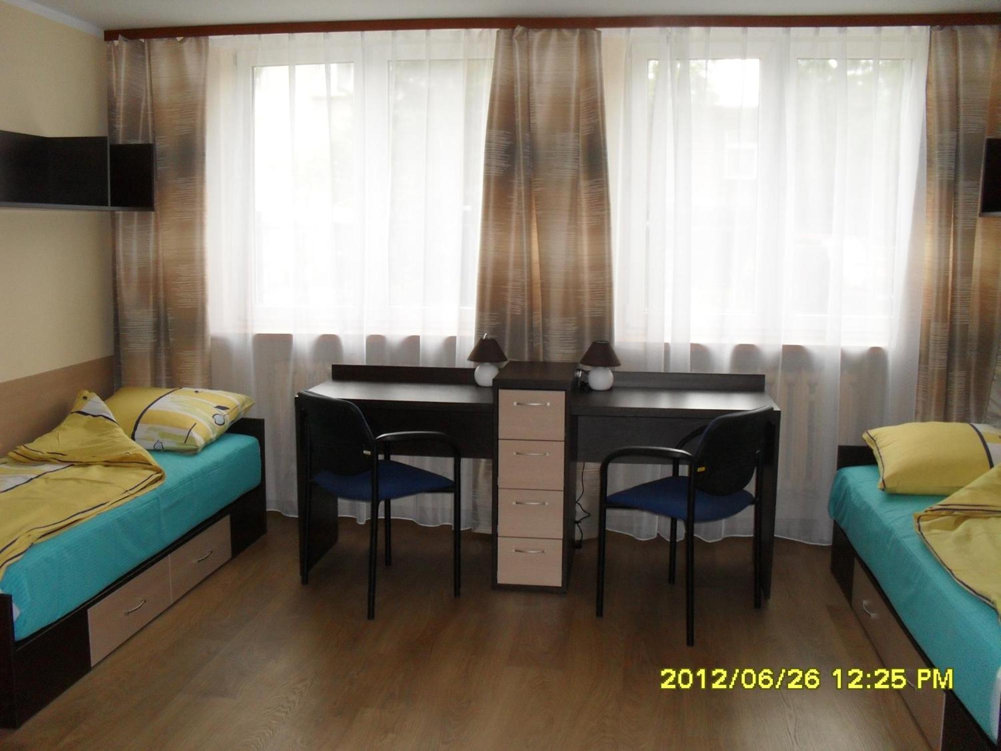 Dom Studencki Atol Hostel Krakow Exterior photo