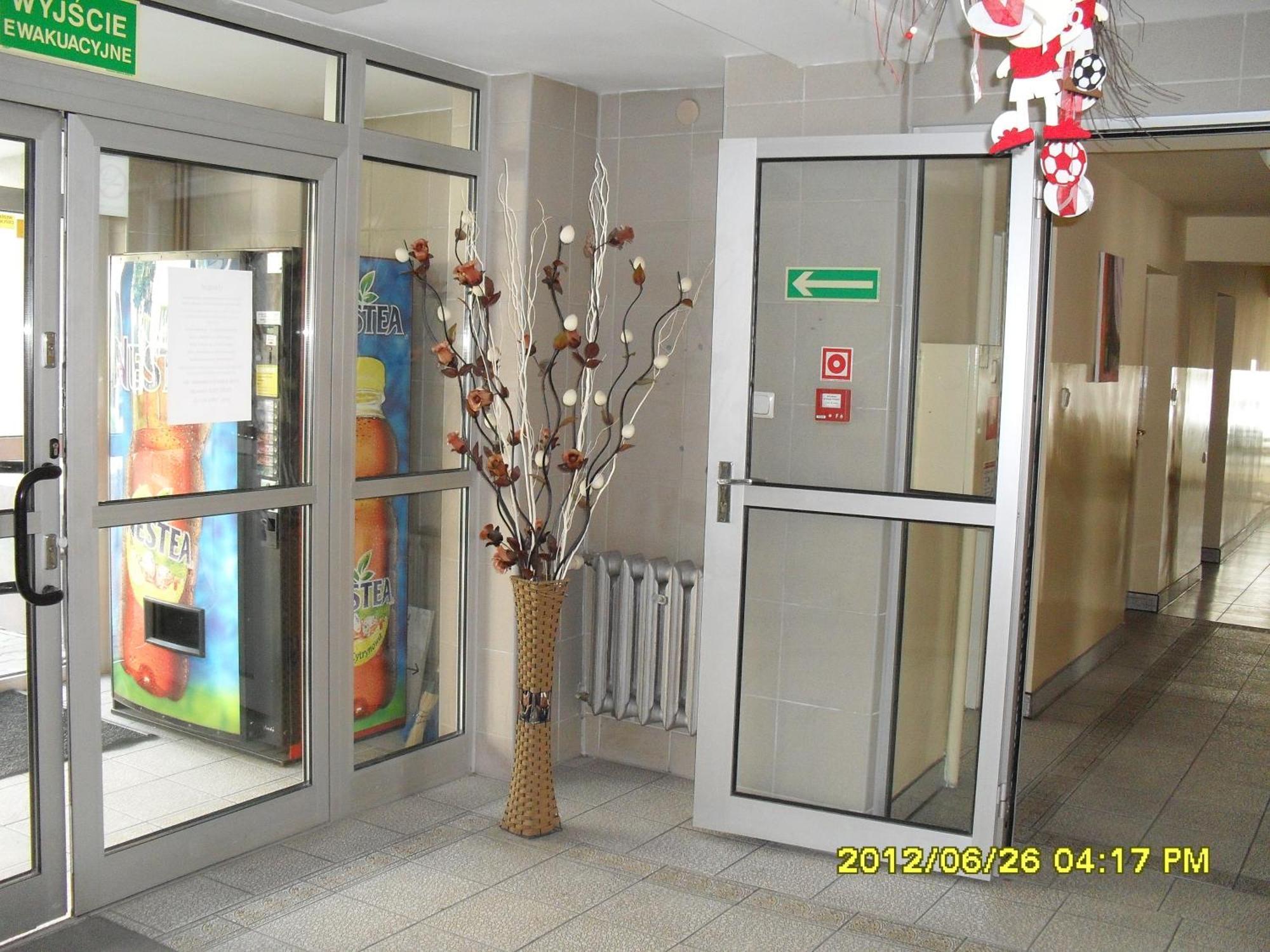 Dom Studencki Atol Hostel Krakow Exterior photo